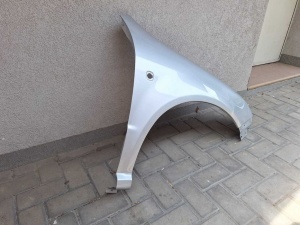 Aripa Fata Dreapta Skoda Fabia 1 I An 1999-2007 Vopsita Gri Deschis - Disponibil în rate - Img 3