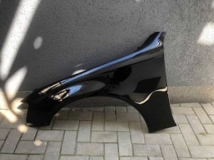 Aripa Fata Stanga Audi A4 B8 An 2007-2011 Vopsita Negru - Disponibil în rate