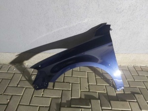Aripa Fata Stanga VW Passat B7 An 2011-2014 Vopsita Albastru - Disponibil în rate - Img 1