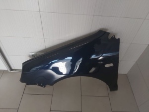 Aripa Fata Stanga VW Polo 5/V 2002 2003 2004 2005 (LB5N (Albastru)) - Disponibil în rate - Img 1