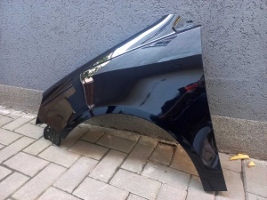 Aripa Fata Stanga VW Polo 6/VI 2005-2009 Vopsita Negru - Disponibil în rate - Img 2