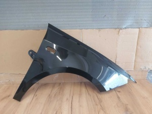 Aripa Fata Dreapta Seat Ibiza An 2008-2012 (LC9Z (Negru)) - Disponibil în rate - Img 1
