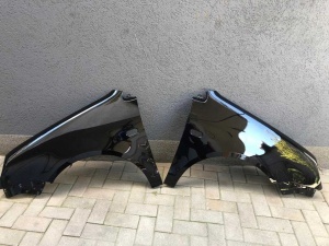 Aripa Fata Dreapta & Stanga VW Polo 5/V 2002-2005 Vopsit Negru - Disponibil în rate
