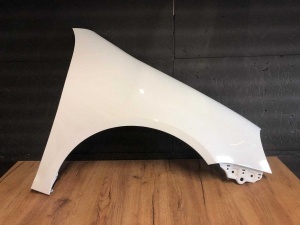 Aripa Fata Dreapta VW Jetta 3/III 2005-2011 (LR9A (Alb)) - Disponibil în rate - Img 1