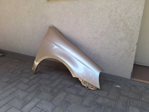 Aripa Fata Dreapta VW Jetta 3 III An 2005-2011 Vopsita Auriu - Disponibil în rate - Img 2
