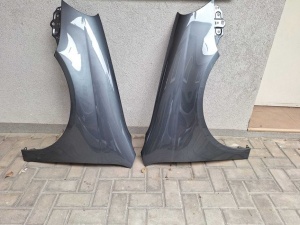 Aripa Fata Dreapta & Stanga VW Jetta 3 An 2005-2011 Vopsita Gri Inchis - Disponibil în rate - Img 1
