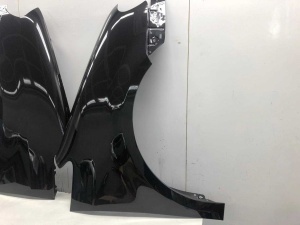 Aripa Fata Dreapta & Stanga VW Touran 2003-2006 (LC9Z (Negru)) - Disponibil în rate - Img 3