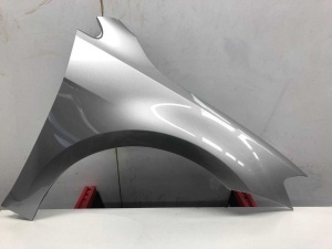 Aripa Fata Dreapta VW Golf 7 VII An 2013-2016 (LB7W (Gri Deschis)) - Disponibil în rate - Img 1