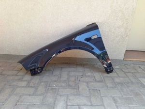 Aripa Fata Stanga VW Passat B5.5 An 2000-2003 Vopsita Albastru - Disponibil în rate - Img 1