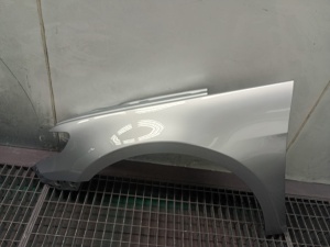 Aripa Fata Stanga VW Passat CC 2008-2012 (LA7W (Gri Deschis)) - DISPONIBIL IN RATE