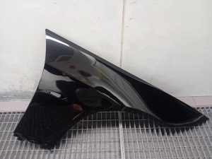Aripa Fata Dreapta BMW E92 E93 An 2007-2011 (475 (Negru)) - DISPONIBIL IN RATE