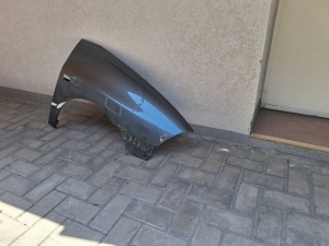 Aripa Fata Dreapta Seat Ibiza An 2002-2008 Vopsita Gri Inchis - Disponibil în rate - Img 2