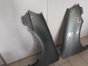 Aripa Fata Dreapta si Stanga VW Golf 5/V 2004-2008 (LA6Q (Verde)) - Disponibil în rate - Img 2