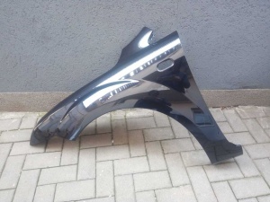Aripa Fata Stanga Ford Focus 2/II 2004-2008 Vopsita Negru - Disponibil în rate