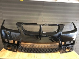 Bara Fata BMW E90 An 2005-2008 Aspect M (i475 (Negru)) - Disponibil în rate - Img 1