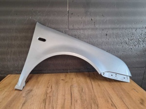 Aripa Fata Dreapta VW Bora 1998-2005 (LA7W (Gri)) - Disponibil în rate - Img 1