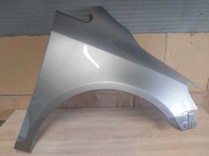Aripa Fata Dreapta VW Golf 5/V Plus 2005-2009 (LA9W (Maro)) - Disponibil în rate - Img 1