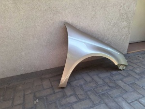Aripa Fata Dreapta VW Jetta 3 III An 2005-2011 Vopsita Auriu - Disponibil în rate - Img 3
