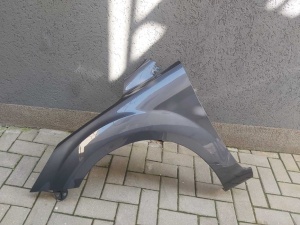 Aripa Fata Stanga Ford Focus 2/II FSL 2008-2011 Vopsita Gri Inchis - Disponibil în rate - Img 1