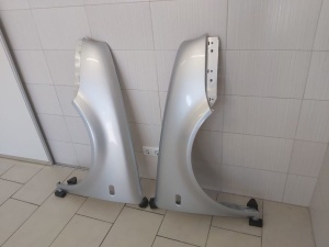 Set Aripa Fata Dreapta-Stanga VW Golf 4/IV 1998-2004 (LA7W (GRI)) - Disponibil în rate - Img 1