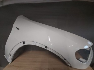 Aripa Fata Dreapta BMW X5 An 2010-2013 LCi (Cod: 300 (Alb)) - Disponibil în rate - Img 1