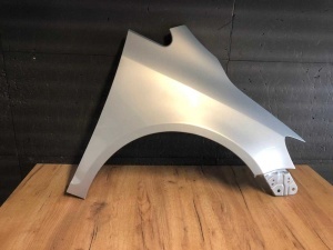 Aripa Fata Dreapta VW Golf 5/V Plus 2005-2009 (LR7L (Auriu)) - Disponibil în rate - Img 1