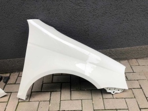 Aripa Fata Dreapta VW Jetta 3/III 2005-2011 Vopsita Alb - Disponibil în rate - Img 1