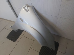 Aripa Fata Dreapta Ford Focus 1/I 1998-2004 MoonDust Silver (Argintiu) - Disponibil în rate - Img 2