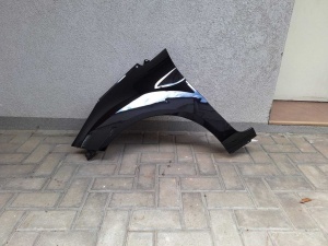 Aripa Fata Stanga Ford Fiesta An 2008-2017 Vopsita Negru - Disponibil în rate - Img 1