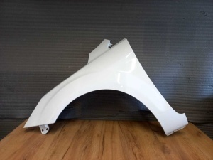 Aripa Fata Stanga Ford Focus 2/II FSL 08-10 (Frozen White) - Disponibil în rate - Img 1