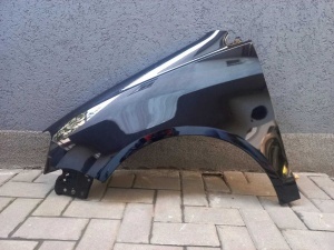 Aripa Fata Stanga VW Polo 6/VI 2005-2009 Vopsita Negru - Disponibil în rate - Img 1