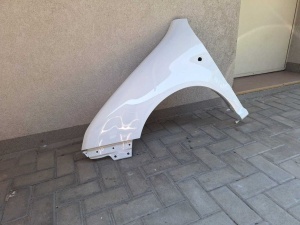 Aripa Fata Stanga Skoda Fabia 1 I An 1999-2007 Vopsita Alb - Disponibil în rate - Img 2