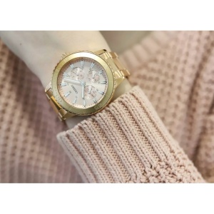 Orient Sporty Quartz FUX02002Z0 – Ceas Damă – 39 mm – Roz Auriu (Rose Gold) – Quartz Japonez – 50 m - Img 4