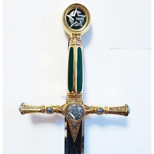 Spadă cu Simboluri Masonice – Ediție de Lux cu Catifea Verde – Oțel de Toledo – 116 cm - Img 5
