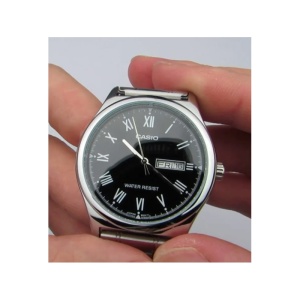 Ceas Casio Enticer MTP-V006L-1BUDF – Rafinament Clasic cu Accente Aristocratice - Img 3