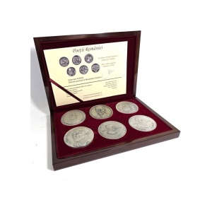 Set Medalii Colecție „Poeții României” – 6 Medalii 60 mm – Emisiune Oficială – Cutie Lemn - Img 7