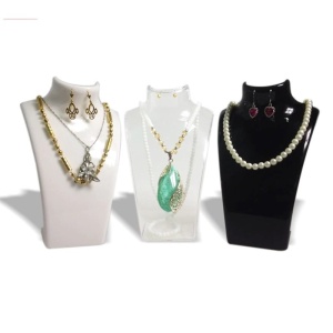 Bust expunere bijuterii acrilic transparent / alb / negru