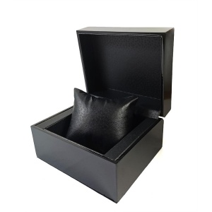 Caseta neagra din lemn pentru un ceas WZ4681 - Img 3