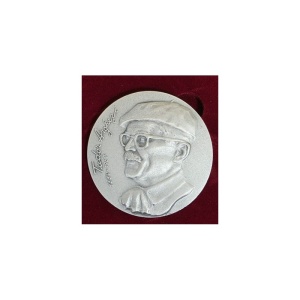 Set Medalii Colecție „Poeții României” – 6 Medalii 60 mm – Emisiune Oficială – Cutie Lemn - Img 5