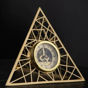 Ceas de Masă Piramidal din Metal – Design Modern și Sofisticat - Img 3