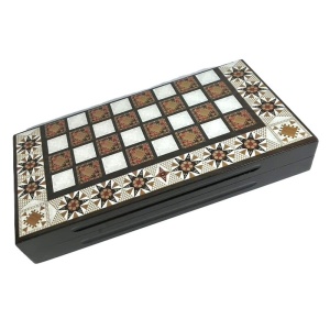 Joc 2 în 1 – Table și Șah din Lemn – Dimensiuni 49 x 25 x 7,5 cm – Piese Table din Acril, Piese