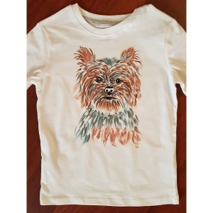 Tricou personalizat, din bumbac, pictat manual cu vopsele acrilice speciale pentru textile, nontoxice. - Img 2