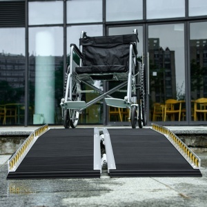 Rampă pentru Scaun cu Rotile, Rampă de Prag Pliabilă din Aluminiu cu Suprafață Antiderapantă, 152x73,6x5,1 cm, Negru - Img 7