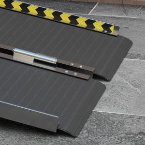 Rampa Aluminiu Pliabila 91×73 cm – Antiderapanta, 272 kg - Img 9