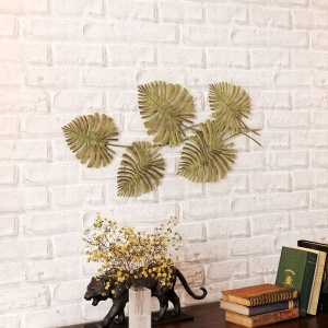 Operă de Artă Murală cu 5 Frunze de Monstera din Metal Auriu cu Accesorii de Montaj Incluse, 83x2.5x39 cm - Img 9
