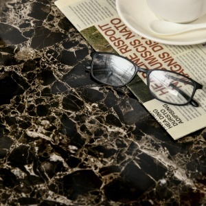 Masuta de cafea moderna cu blat din imitatie de marmura si structura din MDF si otel, 81x70x51,2 cm, negru - Img 7