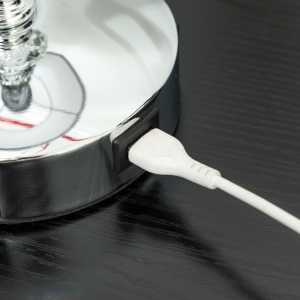 Lampă de Masă cu Buton și Port USB, Lampă Modernă din Metal, Sticlă și Poliester, Ø23x45 cm, Argintiu - Img 9