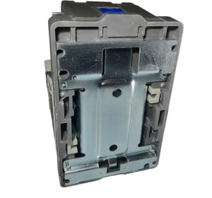Contactor 3 poli 180A cu bobina la 400V AC 2NO+2NC 2 contacte normal deschise + 2 contacte normal inchise - Img 3