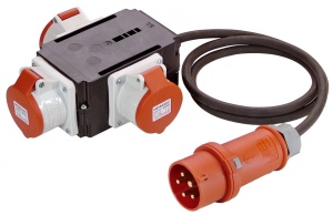 Distribuitor de curent intrare 5 poli 16A cablu 1.5 metri H07RN-F 5G1.5 iesire 3 prize trifazice 5 poli 16A maxim 11kW IP44