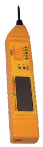 Multimetru digital portabil